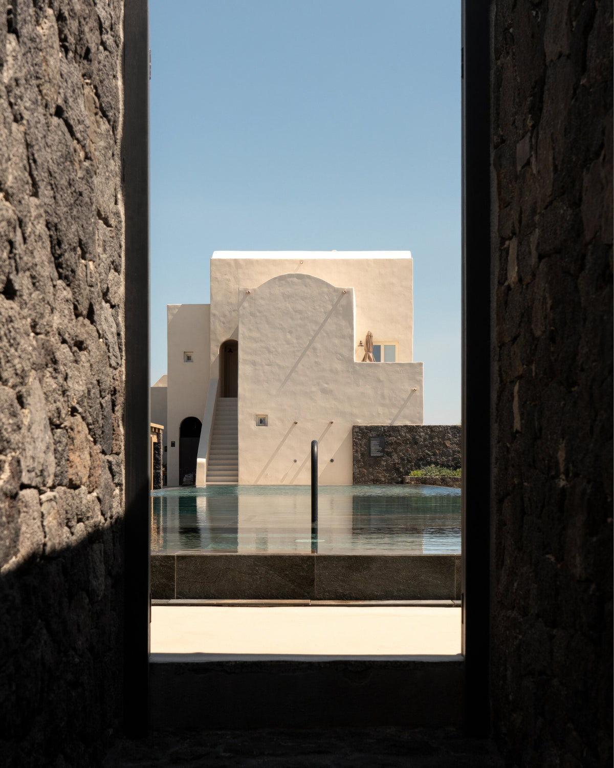 canvas-print-the-istoria-hotel