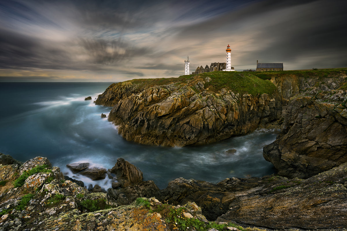 framedcanvas-print-pointe-saint-mathieu