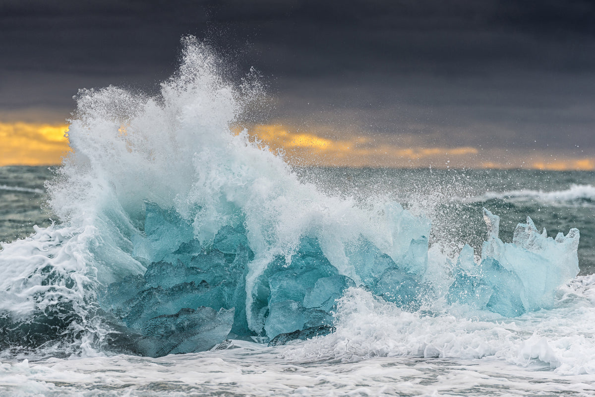 framedposter-print-icy-wave-x