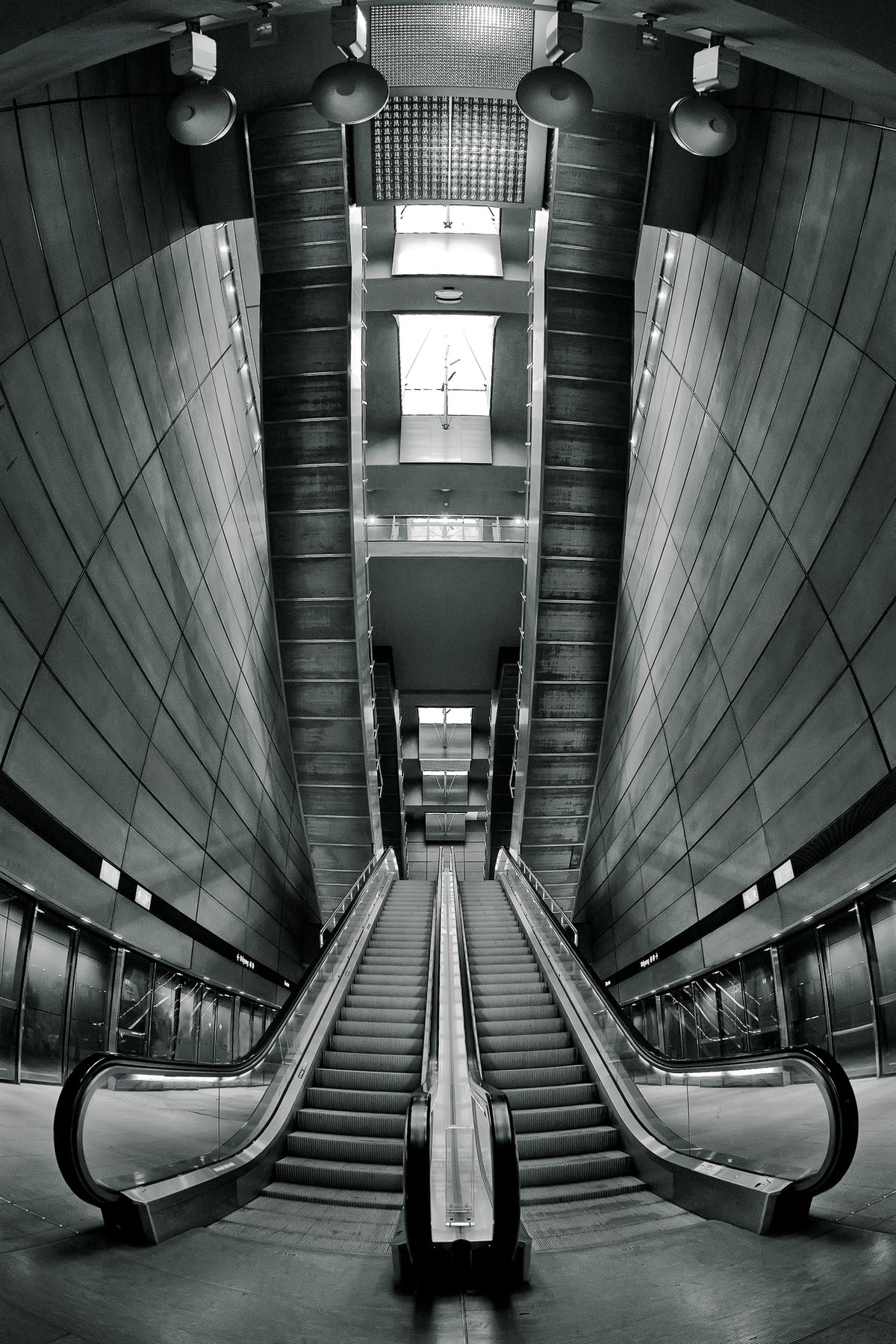 framedposter-print-underground