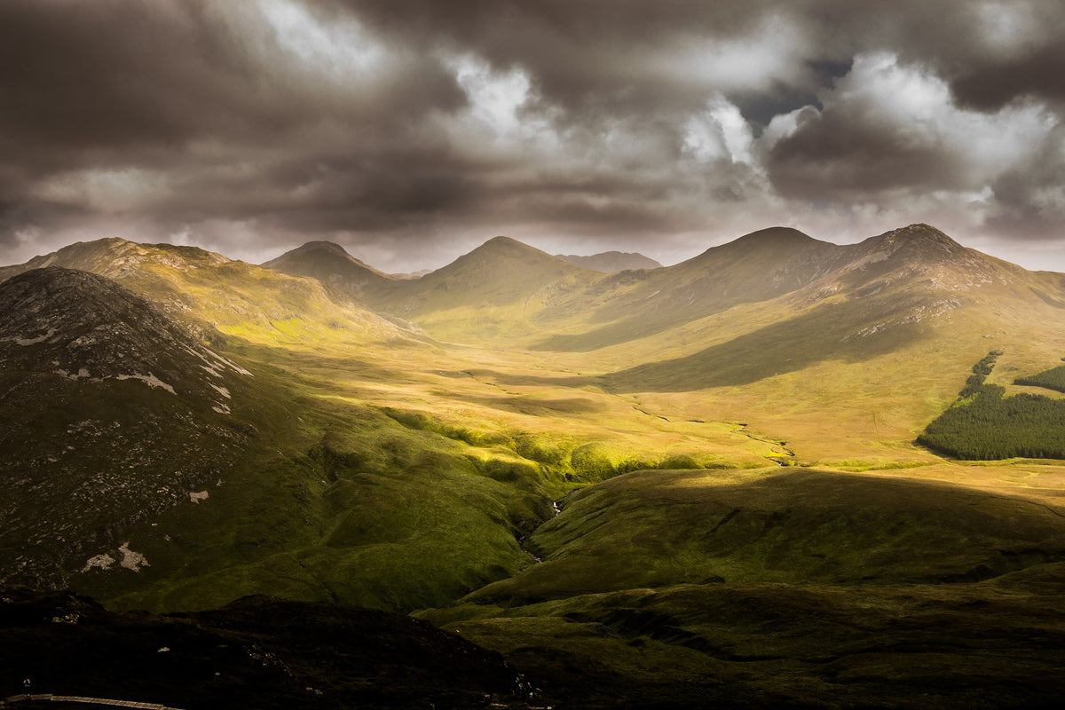 canvas-print-mystical-mountains