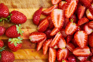 3-piece-acrylic-print-fresh-strawberries