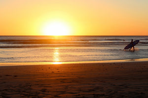 canvas-print-the-lonely-surfer