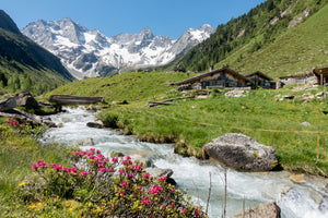 3-piece-aluminium-print-alpine-huts-with-mountain-stream