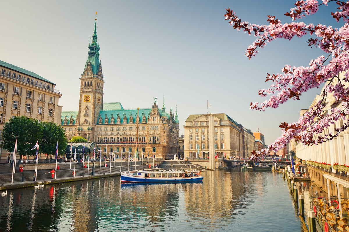 poster-print-hamburg-townhall-and-alster-river-at-spring