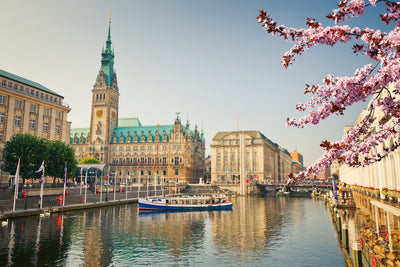 poster-print-hamburg-townhall-and-alster-river-at-spring
