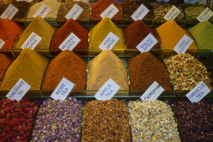 framedcanvas-print-spices-in-the-market