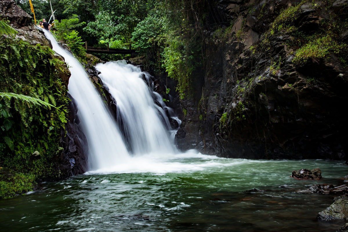 acrylic-print-waterfall-in-the-evening-light