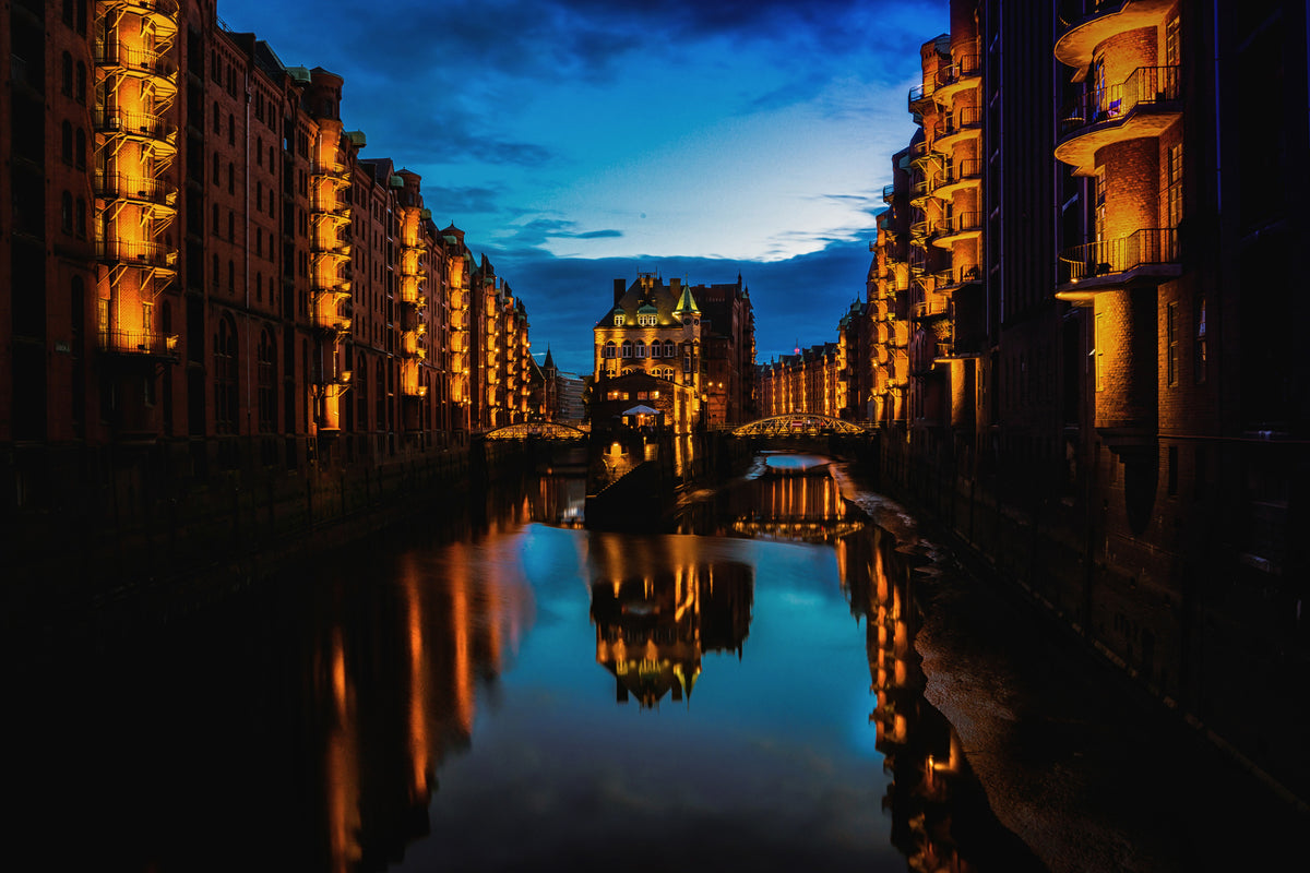 modern-3-piece-acrylic-print-lights-from-hamburg