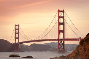 framedcanvas-print-golden-gate-bridge-in-the-evening-light