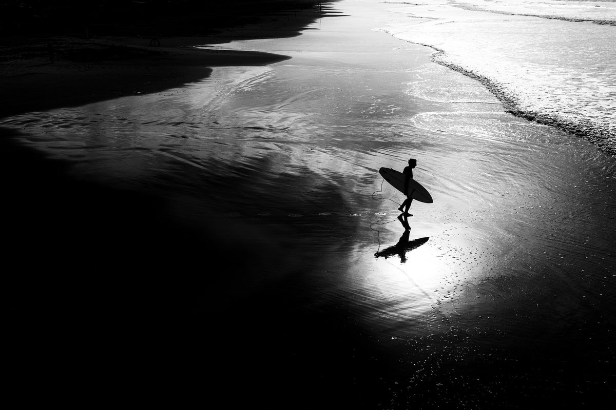 framedcanvas-print-surf-xi