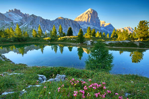 modern-3-piece-canvas-print-mountain-lake-in-the-dolomites
