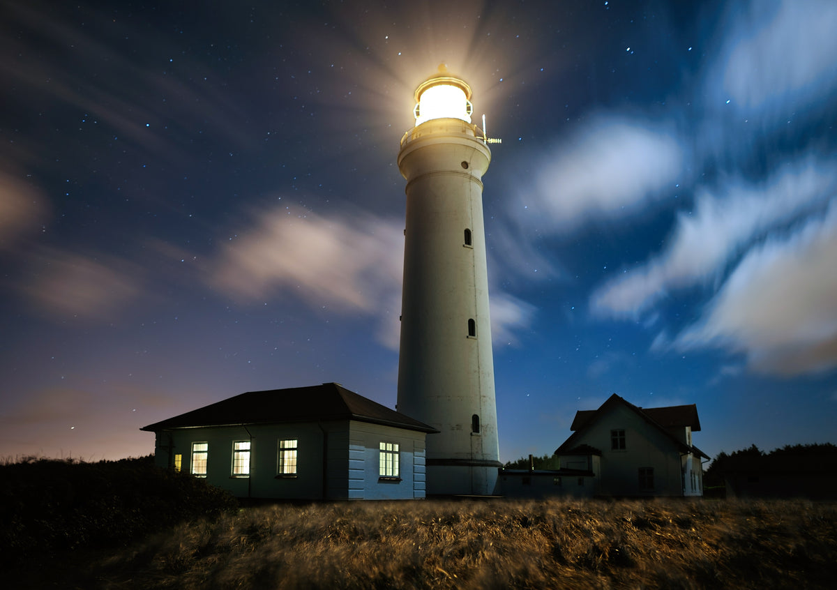 framedcanvas-print-the-lighthouse-3