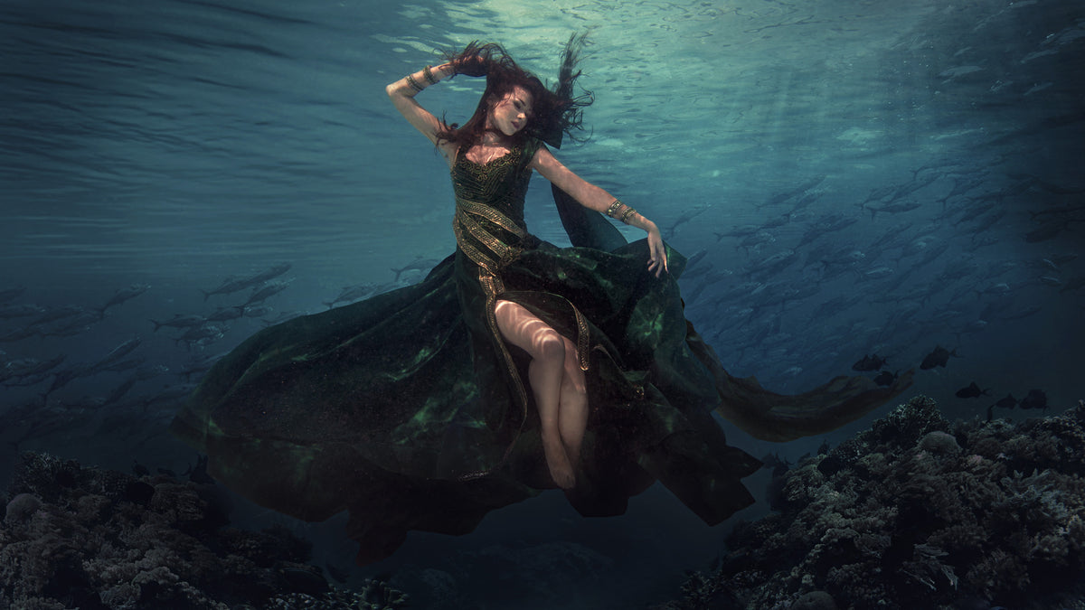 acrylic-print-dancing-in-the-waves