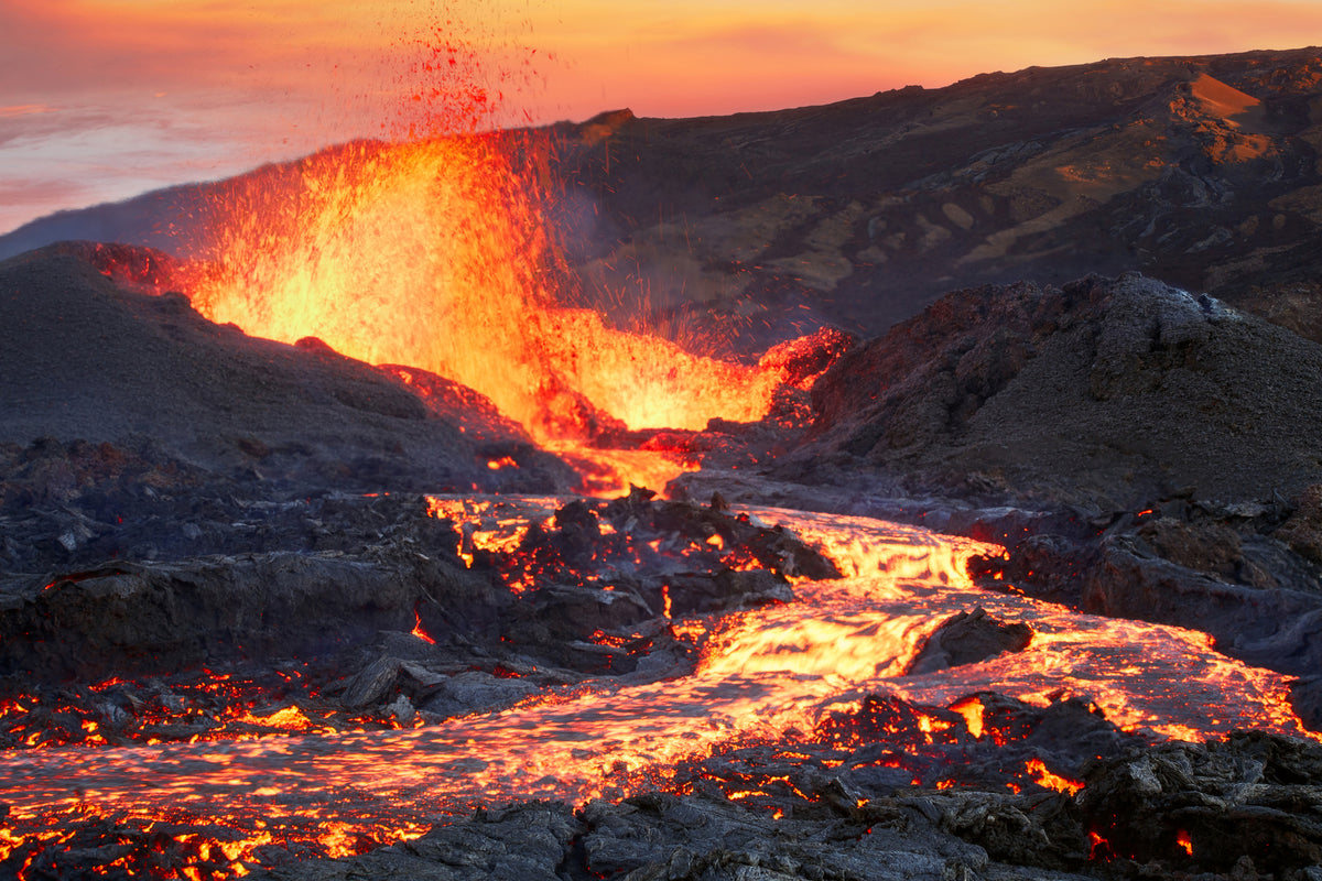 framedposter-print-la-fournaise-volcano