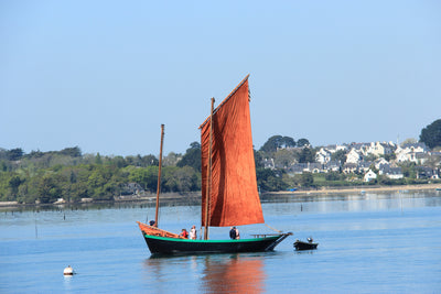 poster-print-sailing-between-islands-and-the-sky