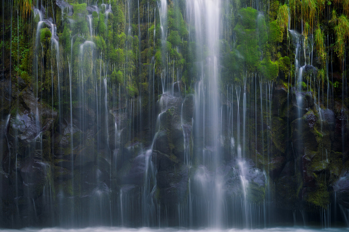 framedposter-print-magical-retreat
