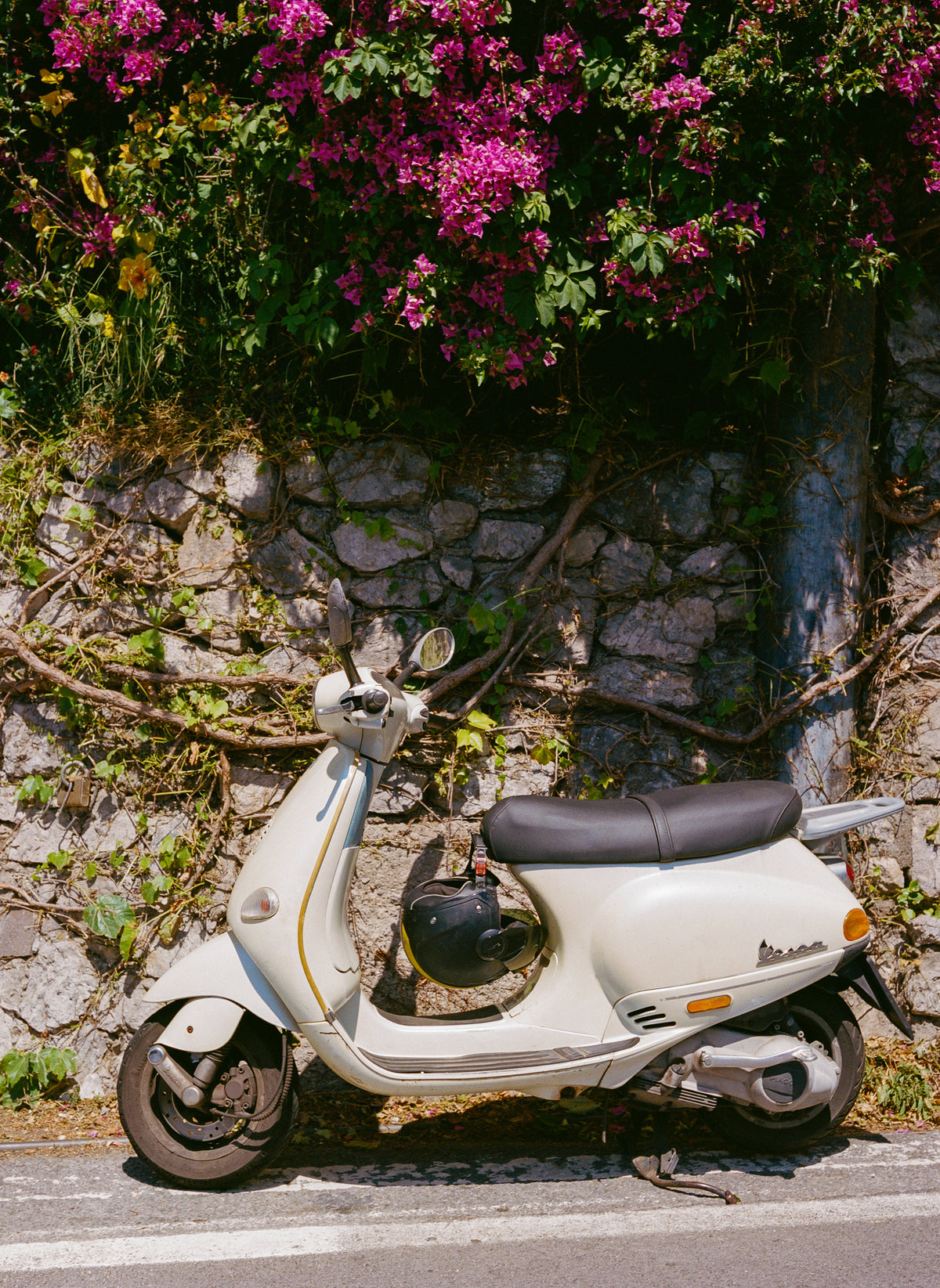 canvas-print-amalfi-coast-ride-on-film