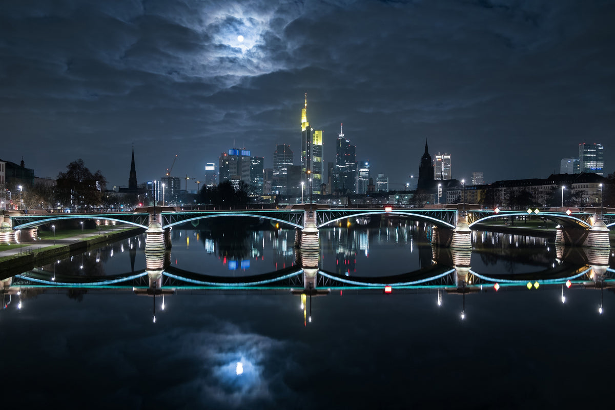 aluminium-print-frankfurt-at-full-moon