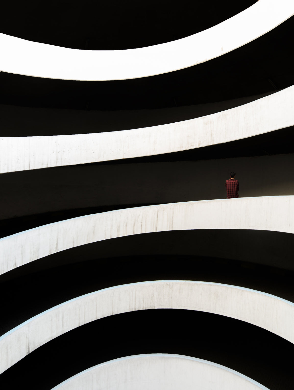 canvas-print-waiting-in-the-runway-ii