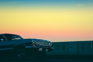 framedcanvas-print-vintage-car-in-the-evening-light