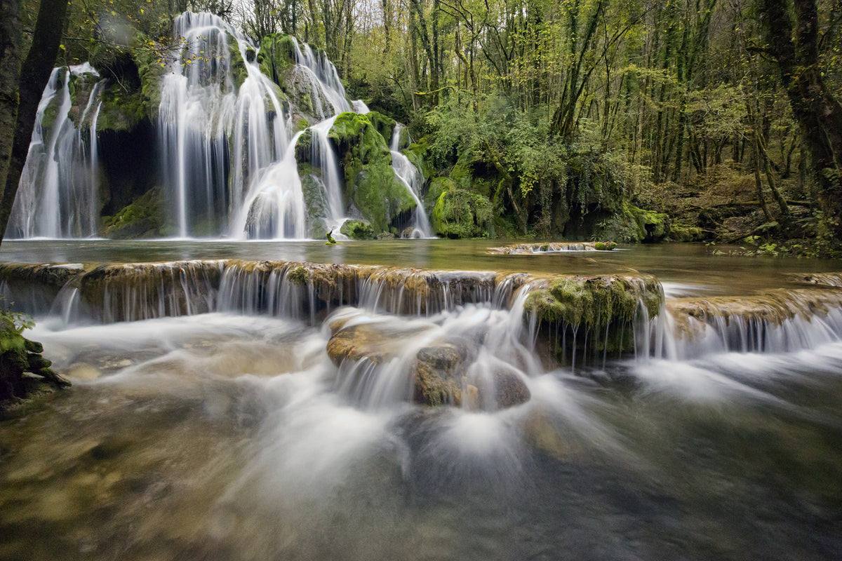modern-3-piece-acrylic-print-attention-waterfalls